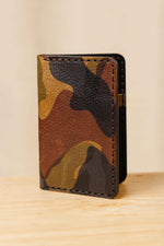 Load image into Gallery viewer, The Yosemite Vertical Bifold (Camouflage Olive)
