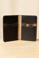 Load image into Gallery viewer, The Yosemite Vertical Bifold (Camouflage Olive)
