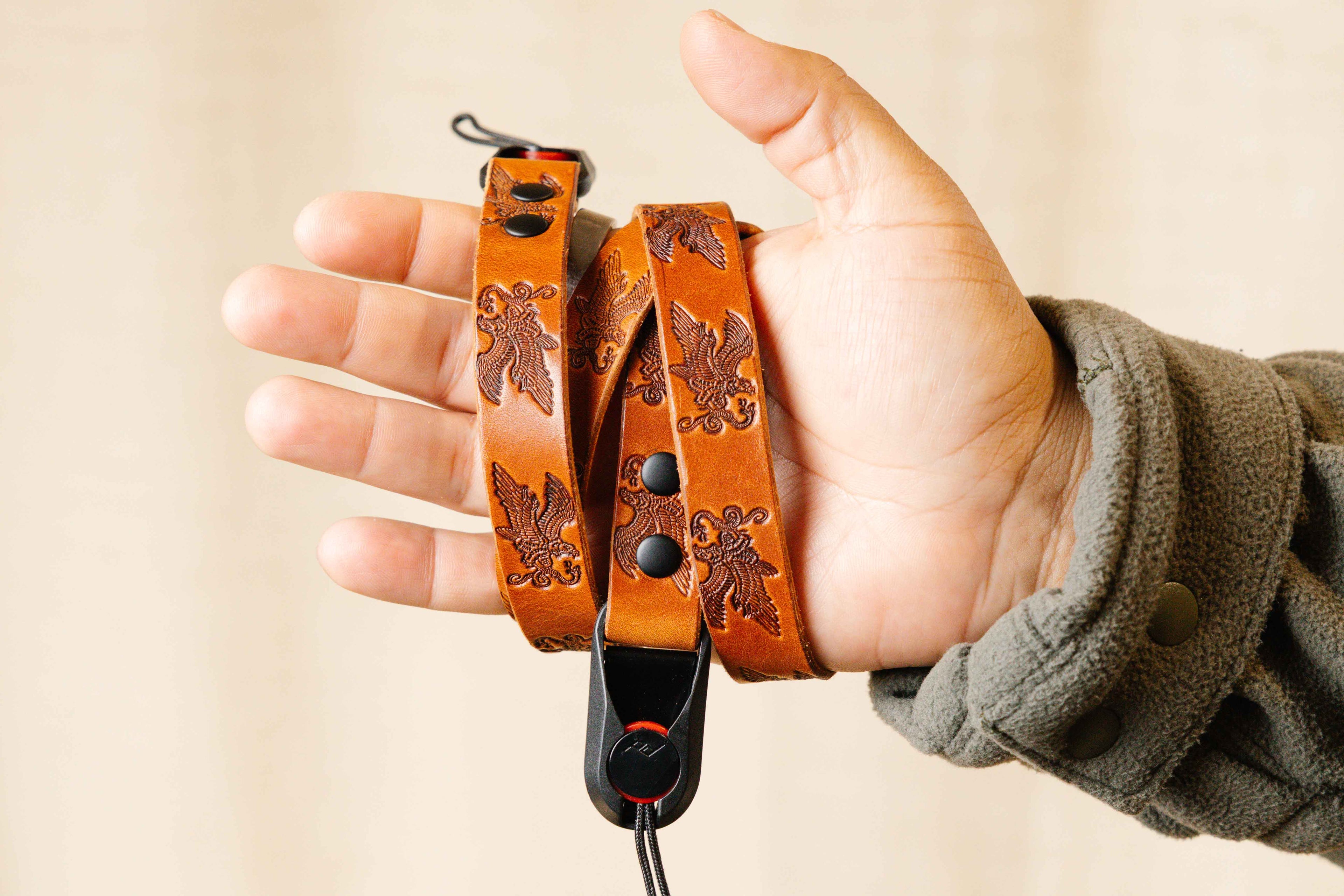 Carry What Matters Camera Strap (Blemished) Peak Design Anchor Points