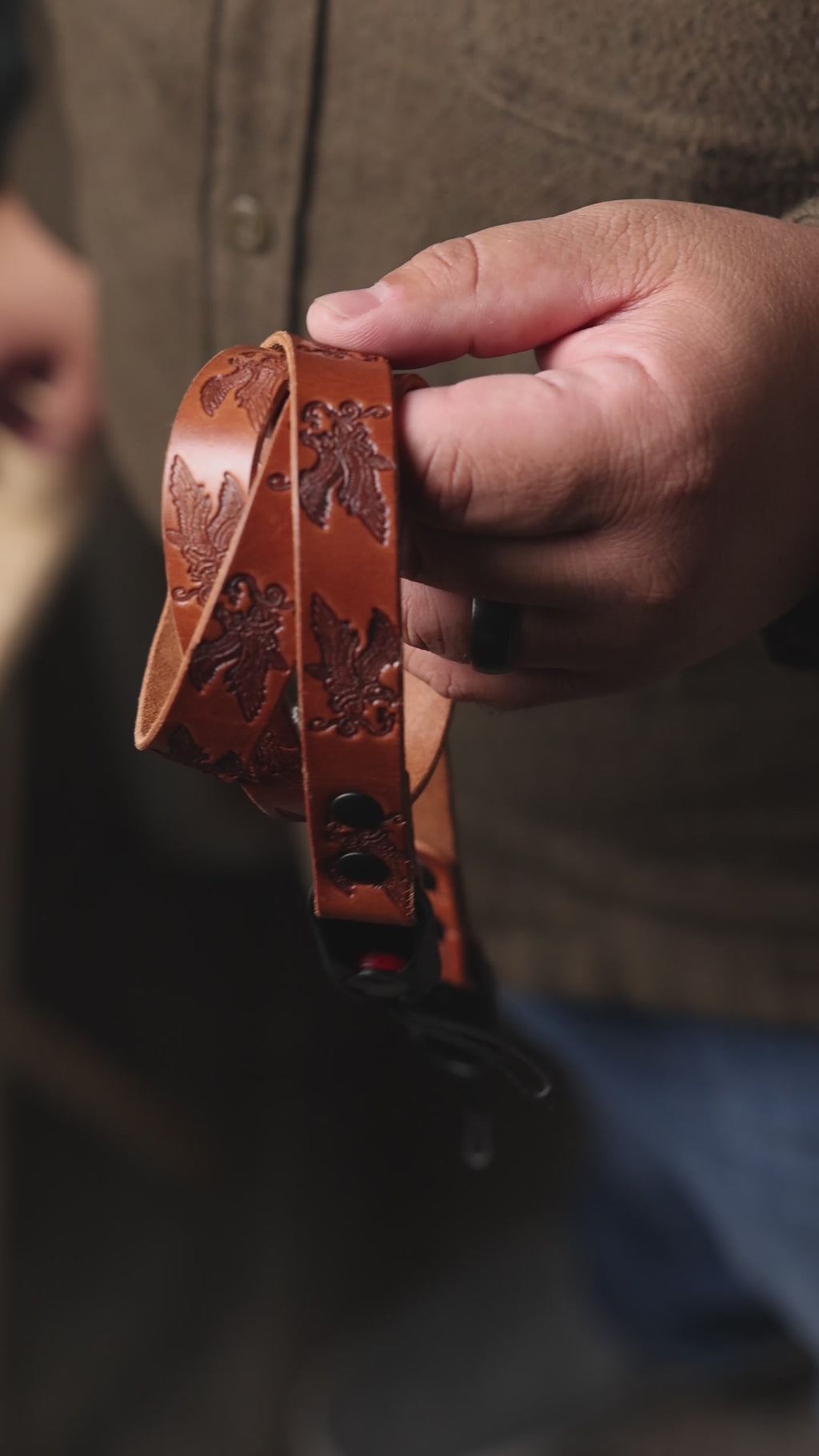 Carry What Matters Camera Strap (Blemished) Peak Design Anchor Points