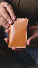 Load and play video in Gallery viewer, The Yosemite Vertical Bifold ROCADO Whiskey + Wickett and Craig
